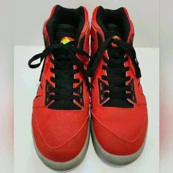 Nike Men's Red Air Tech Challenge Hybrid II Sneaker Shoes, sz 9 - Picture 14 of 14